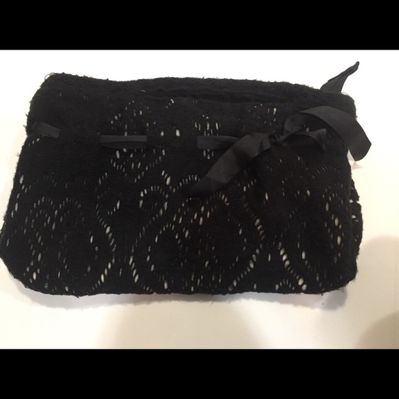 Luna Llena Black Crochet Knit Bag Purse w Ribbon - Picture 2 of 14